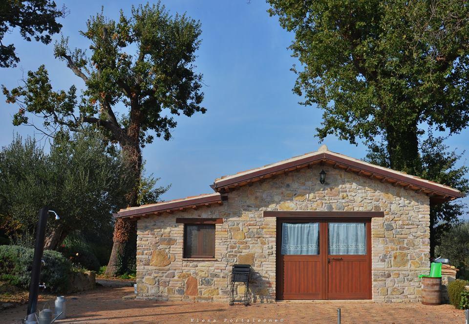 Casale Il Cerqueto Bed and Breakfast San Severino Marche Habitación foto